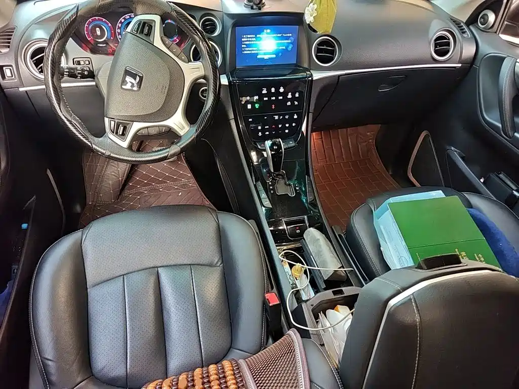 Luxgen Big 7 SUV — миниатюра 10