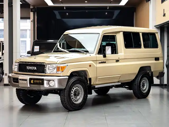 Toyota Land Cruiser 78