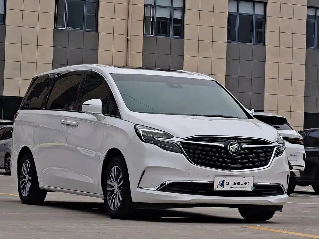 Buick GL8 — миниатюра 3