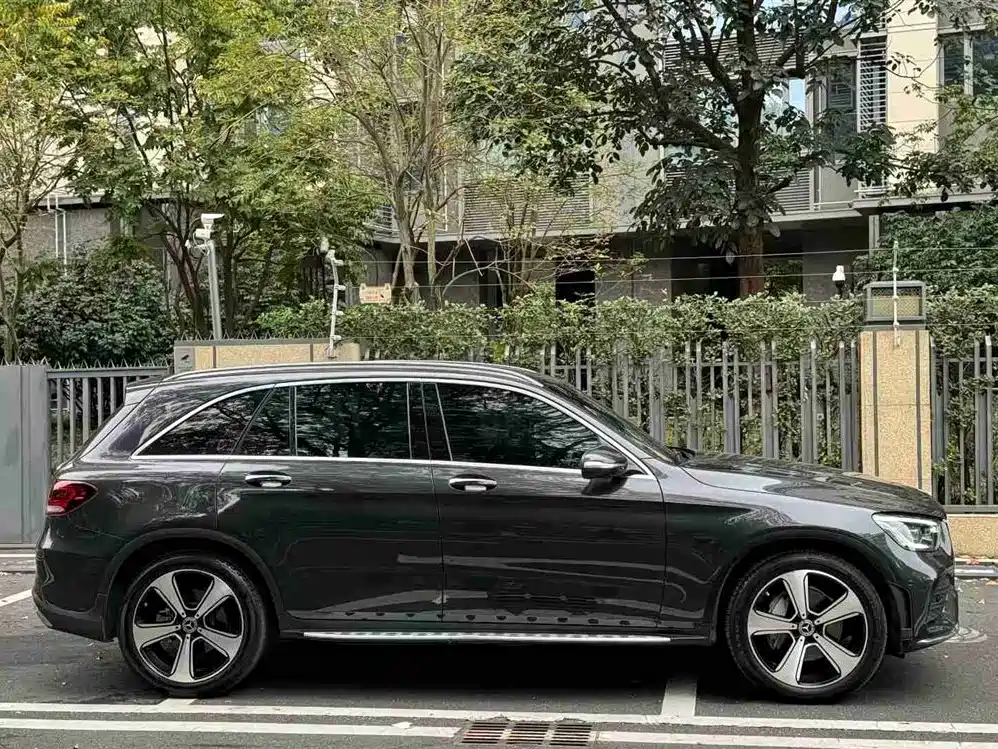 Mercedes-Benz GLC 2020 GLC 300 L 4MATIC Luxury