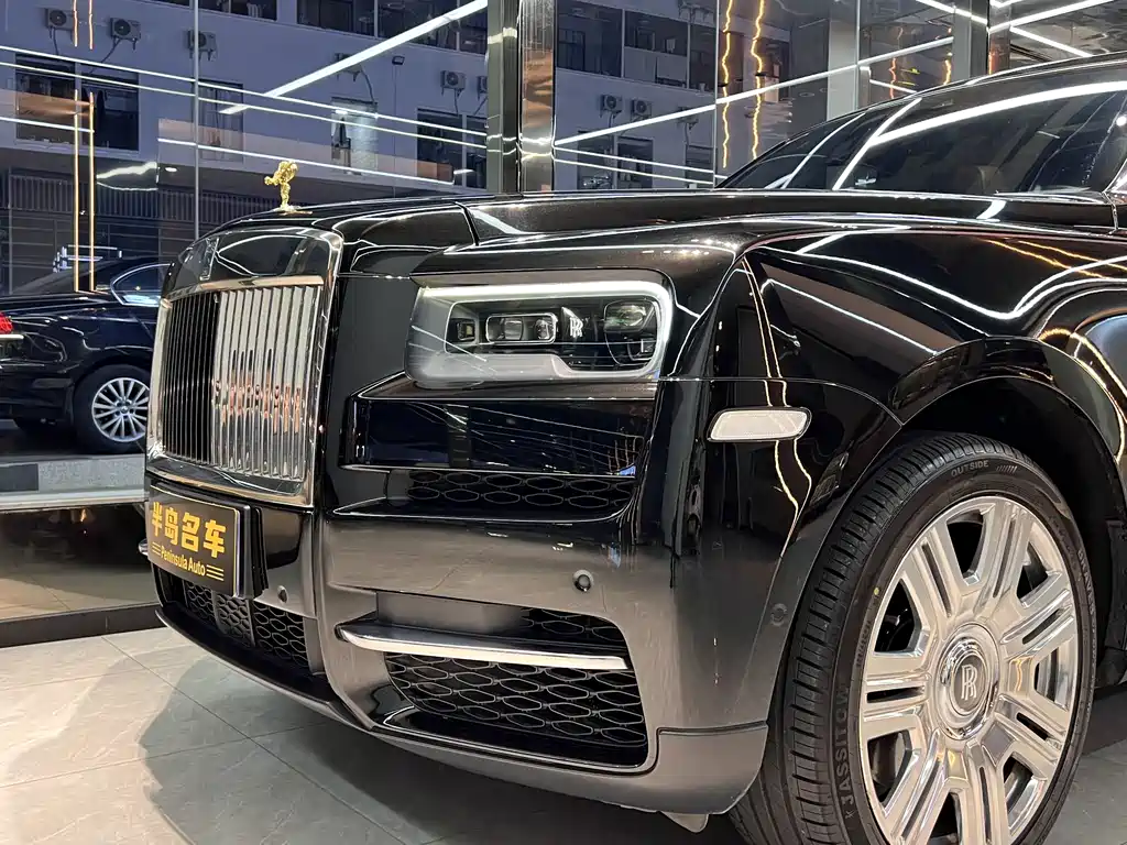 ROLLS-ROYCE CULLINAN