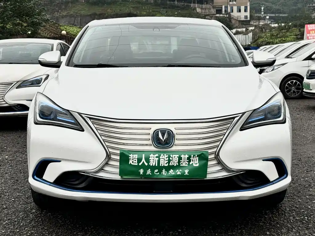 Changan Eado New Energy — миниатюра 3