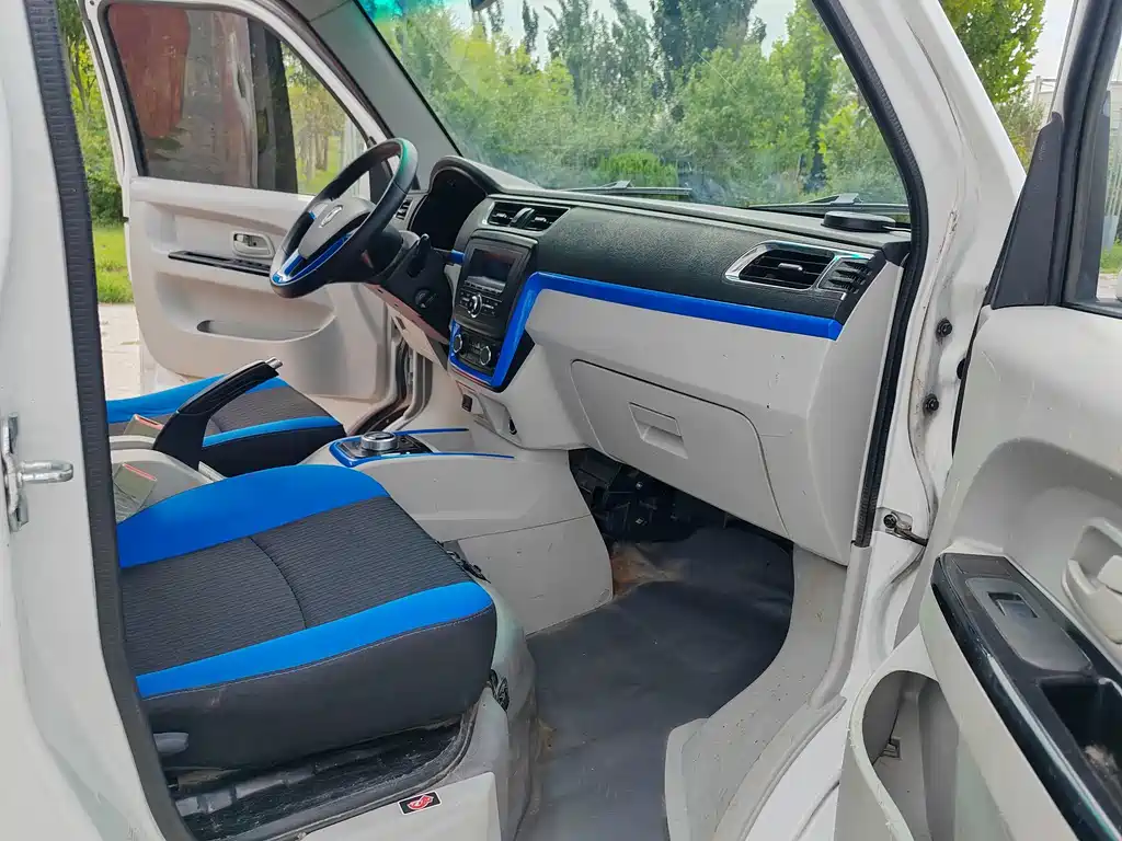 Jinbei Hiace EV — миниатюра 12