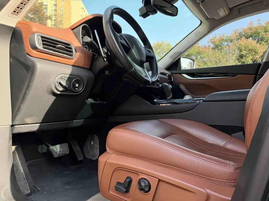 Maserati Levante — миниатюра 17
