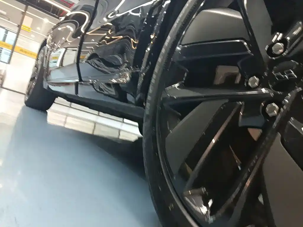 Li Auto Li L8 — миниатюра 22