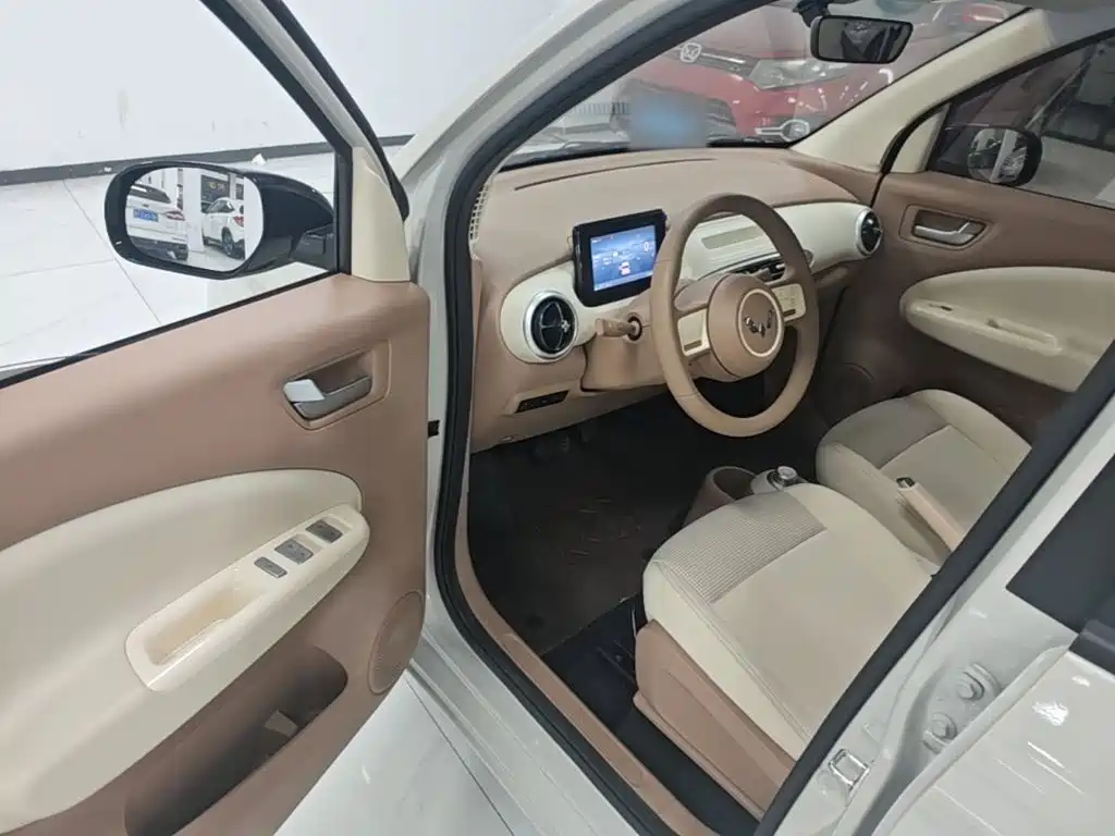 Wuling MINIEV — миниатюра 16
