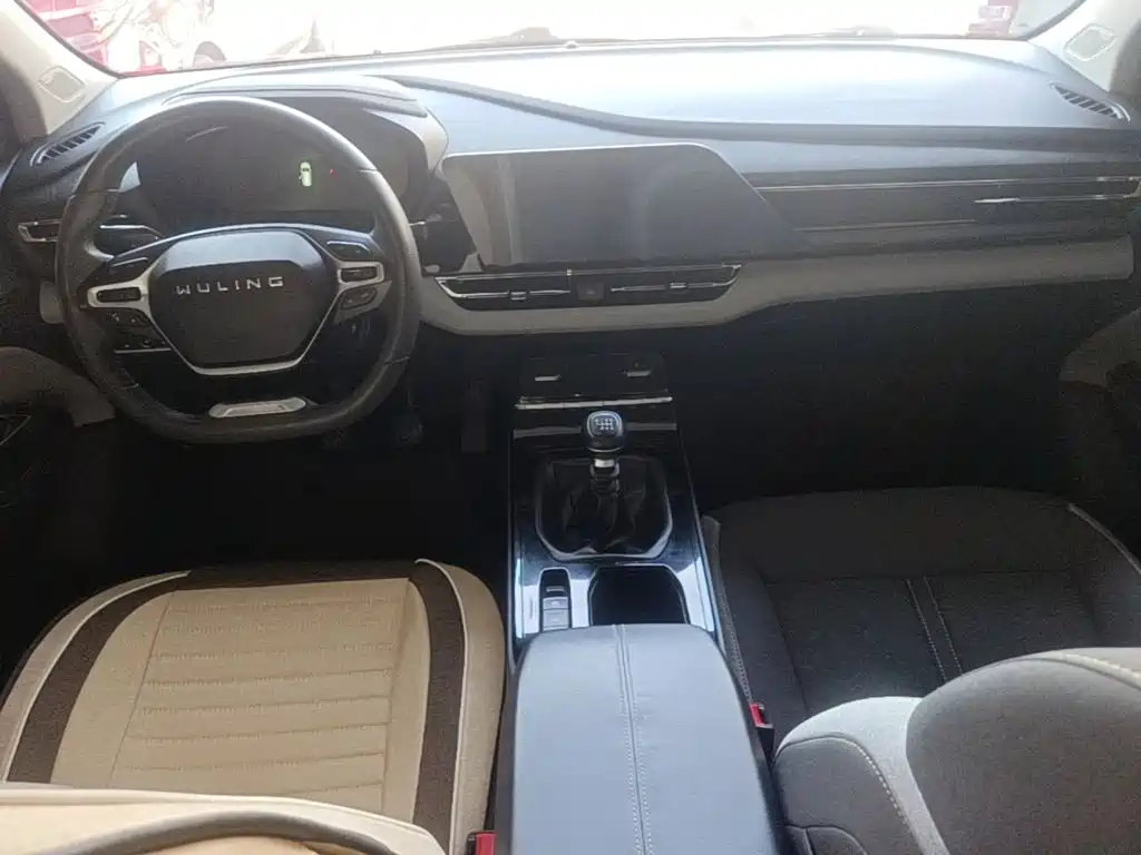 Wuling Victory — миниатюра 10