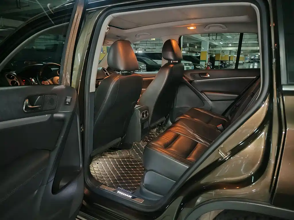 Volkswagen Tiguan — миниатюра 5