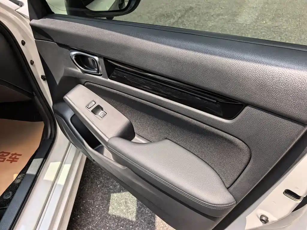 Honda Civic — миниатюра 17