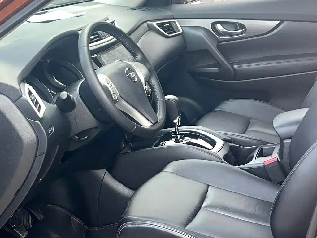 Nissan X-Trail — миниатюра 4