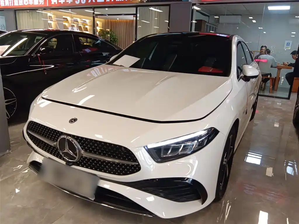 MERCEDES-BENZ A CLASS