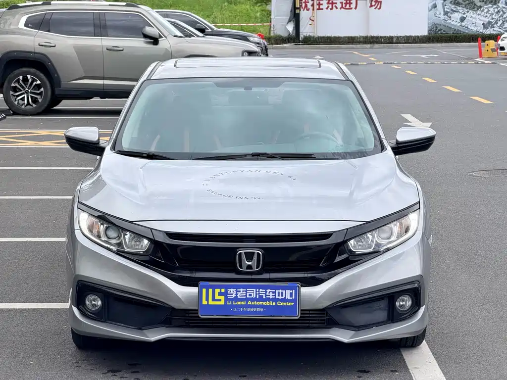Honda Civic 2019 220TURBO CVT V