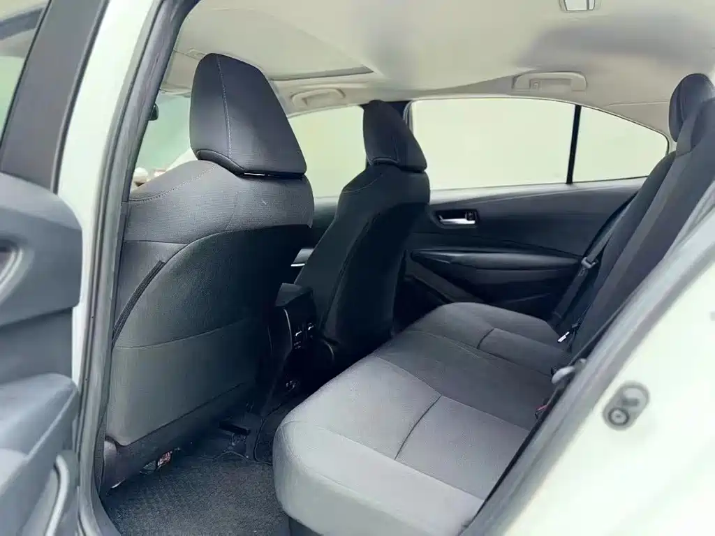 Toyota Corolla — миниатюра 9