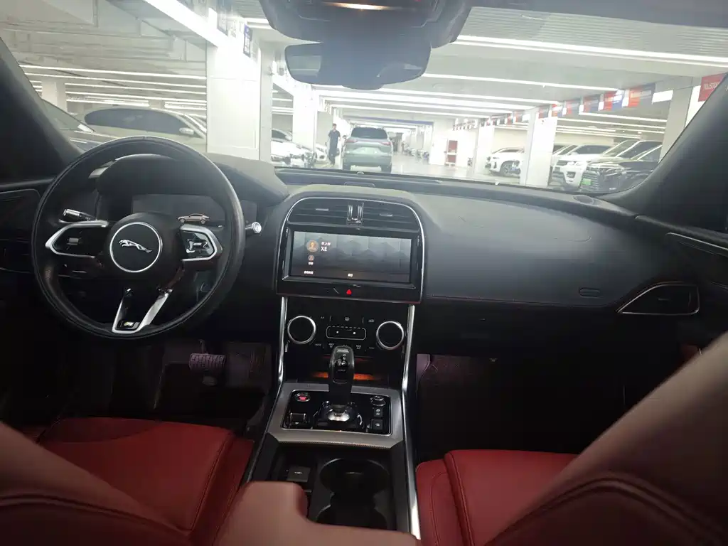 Jaguar XEL — миниатюра 11
