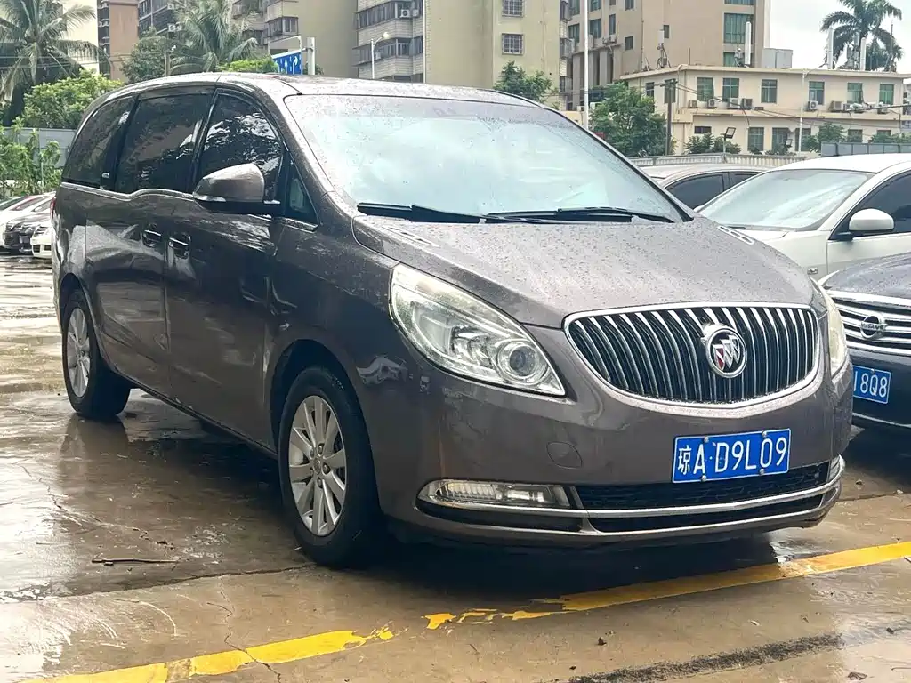 Buick GL8 — миниатюра 3