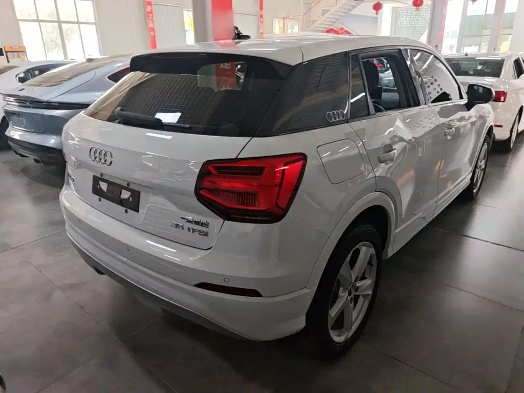 Audi Q2L — миниатюра 7