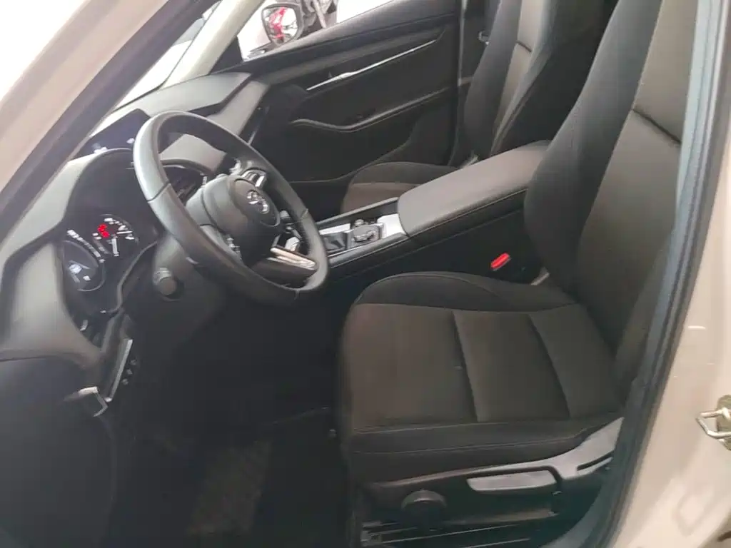 Mazda 3 Axela — миниатюра 15