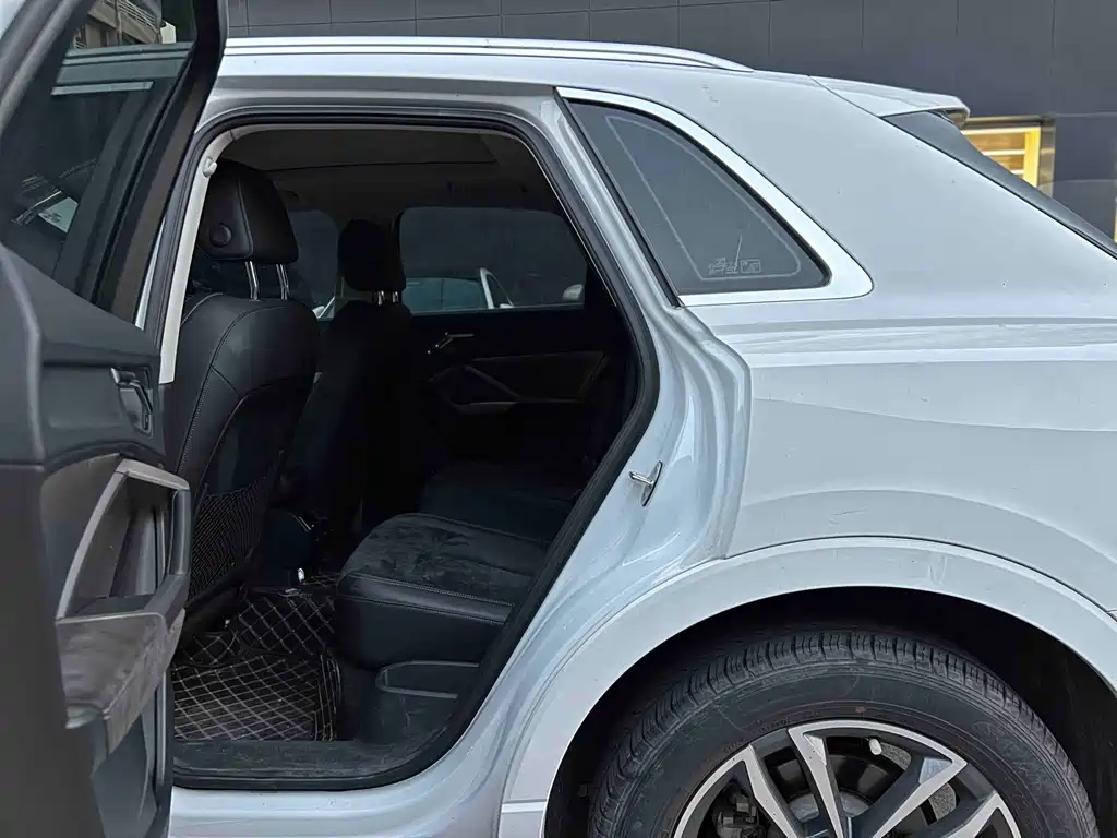 Audi Q3 — миниатюра 4