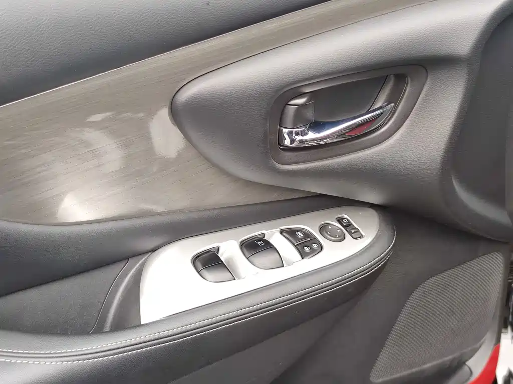 Nissan Murano — миниатюра 17
