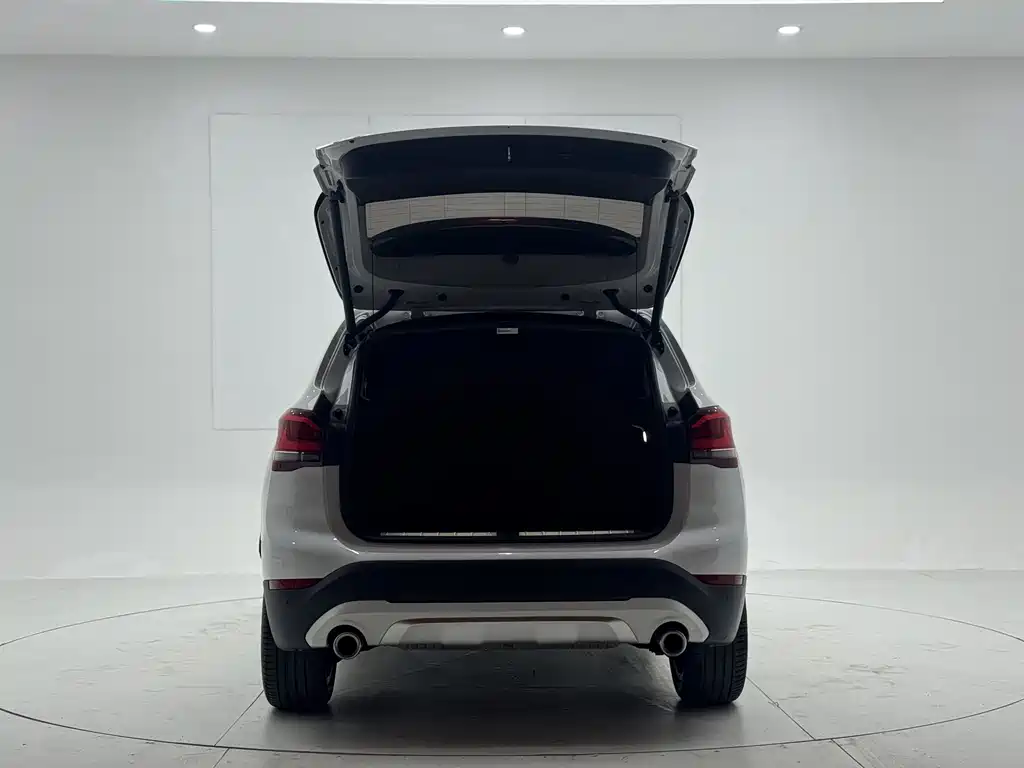 BMW X1 — миниатюра 8