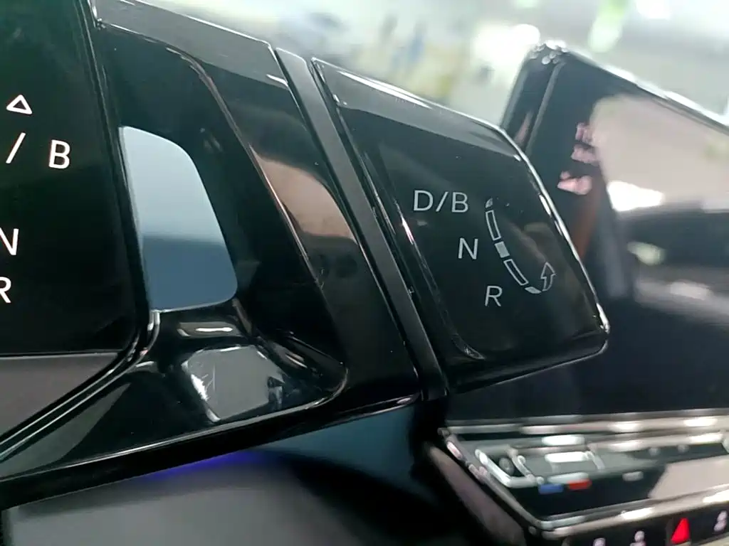 Volkswagen ID.3 — миниатюра 14