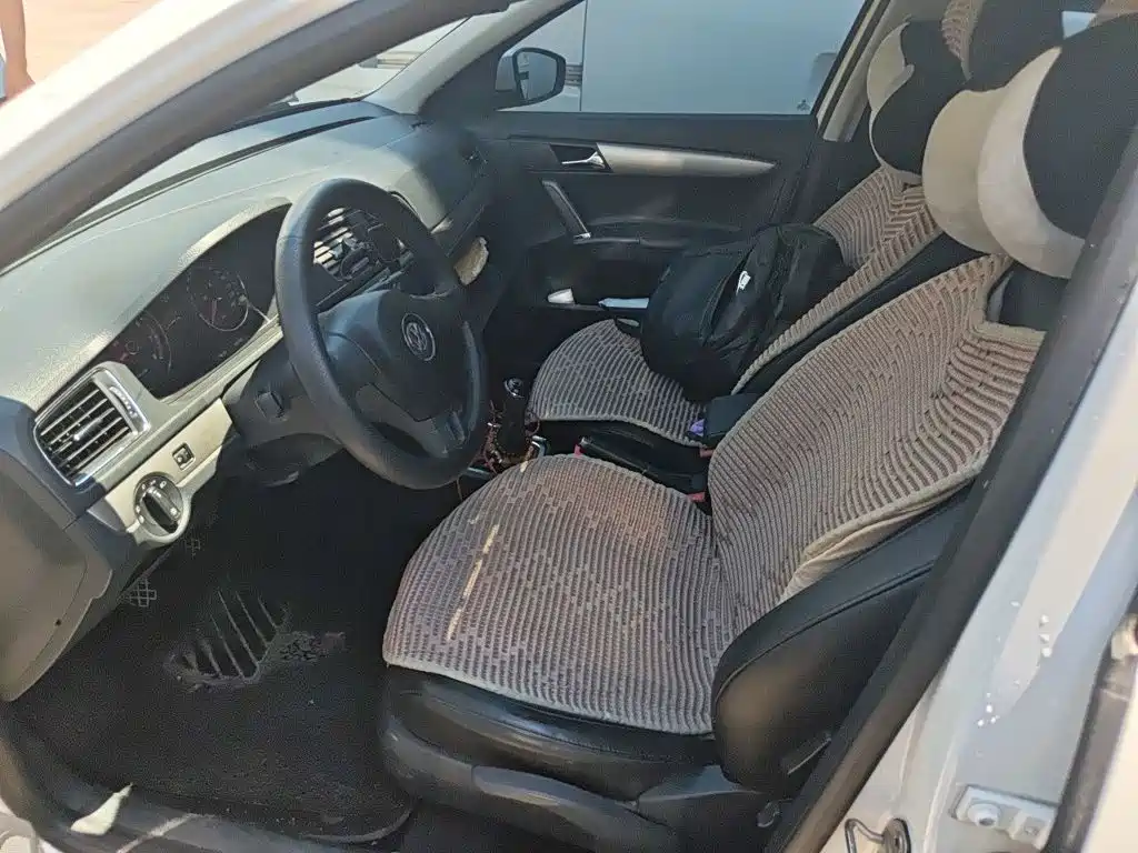 Volkswagen Lavida — миниатюра 8