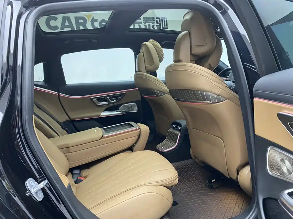 Mercedes-Benz E-Class — миниатюра 19