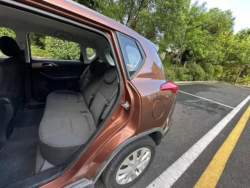 BAIC Senova X35 — миниатюра 9