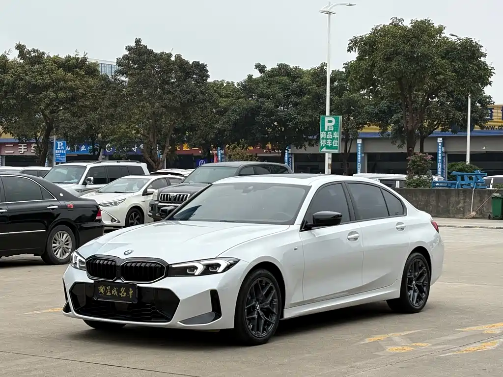 BMW 3 Series 2025