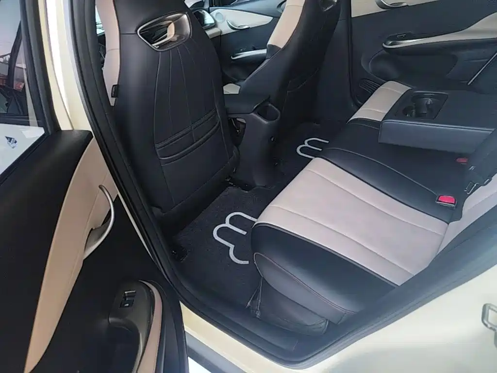 BYD Dolphin — миниатюра 17