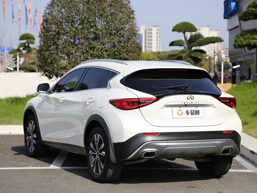 Infiniti QX30 — миниатюра 19