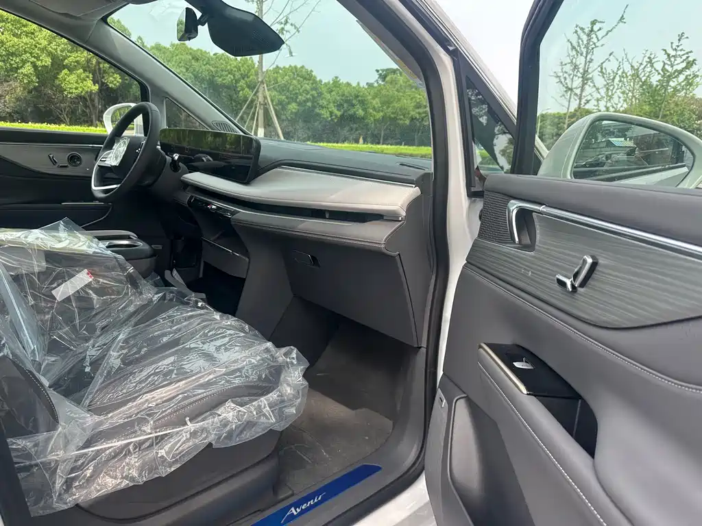 Buick GL8 2026 Premium