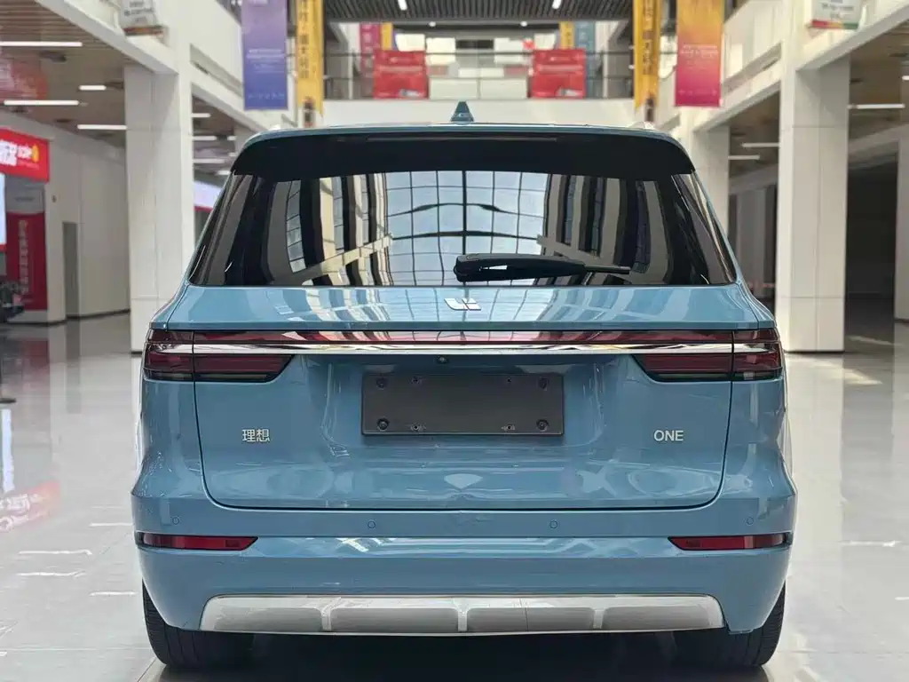 Li Auto ONE 2021 6 мест