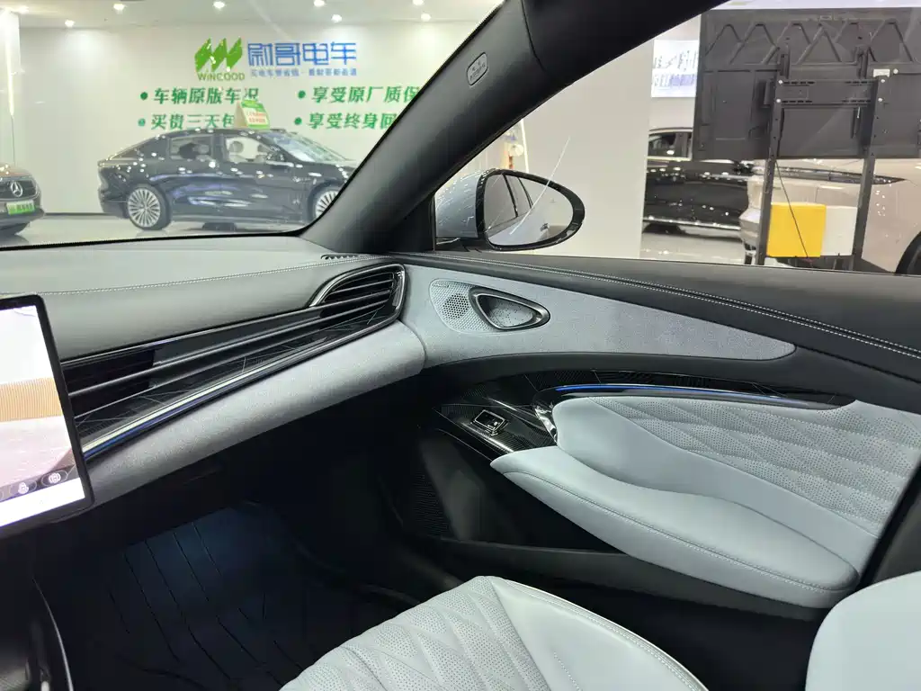 BYD Seal 2022 — фото 12