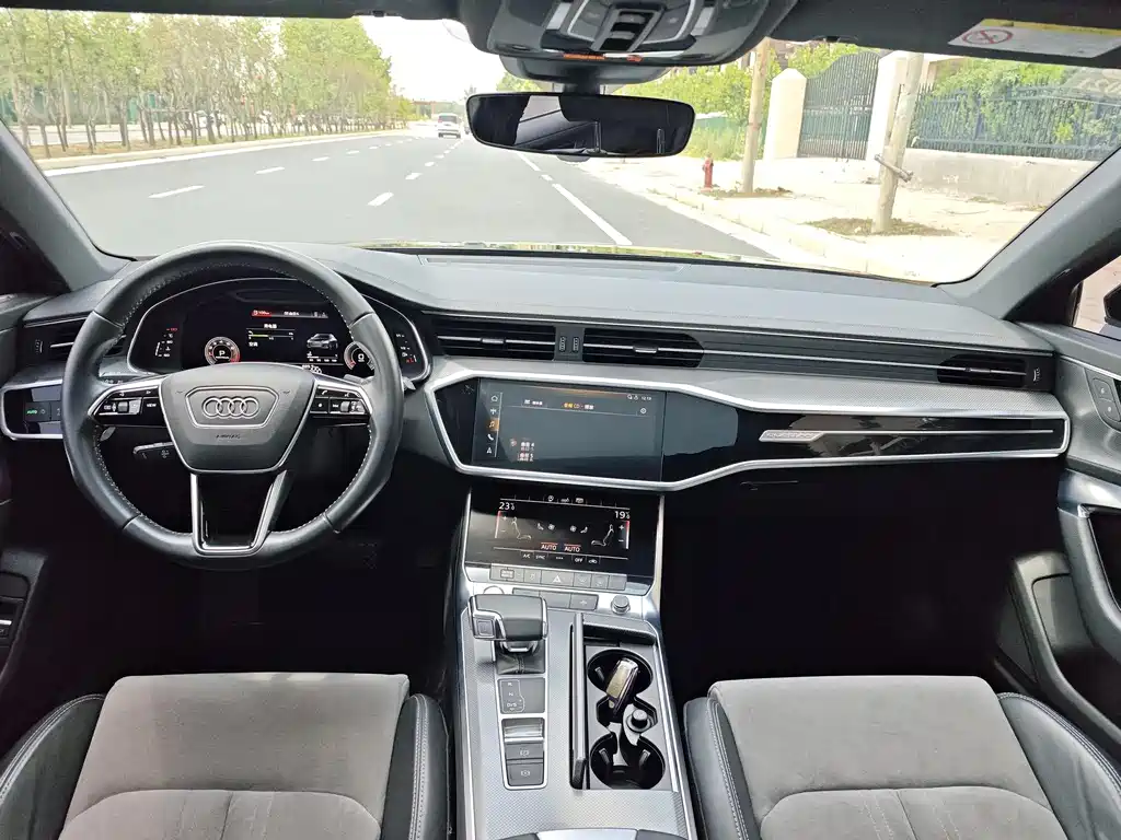 Audi A6L 2019 45 TFSI quattro