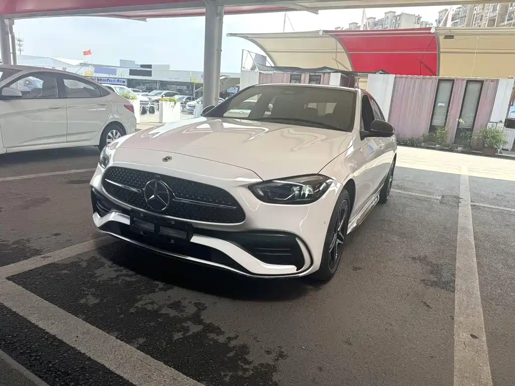 Mercedes-Benz C-Class 2023