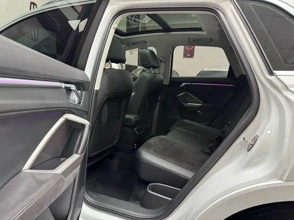 Audi Q3 — миниатюра 8