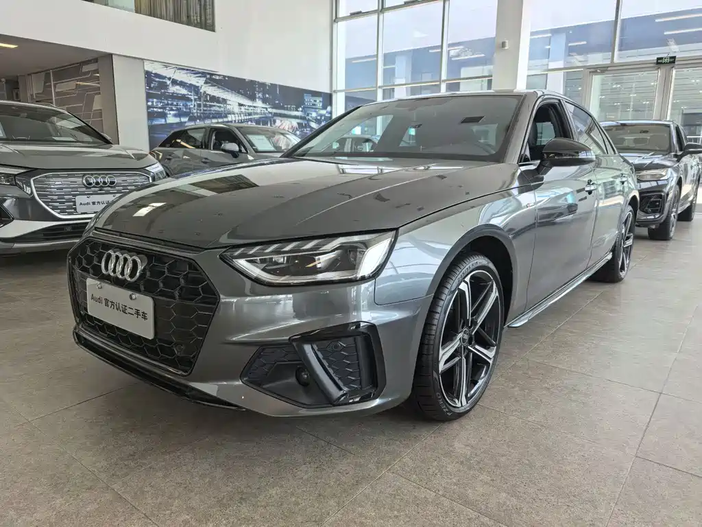 Audi A4L 2025