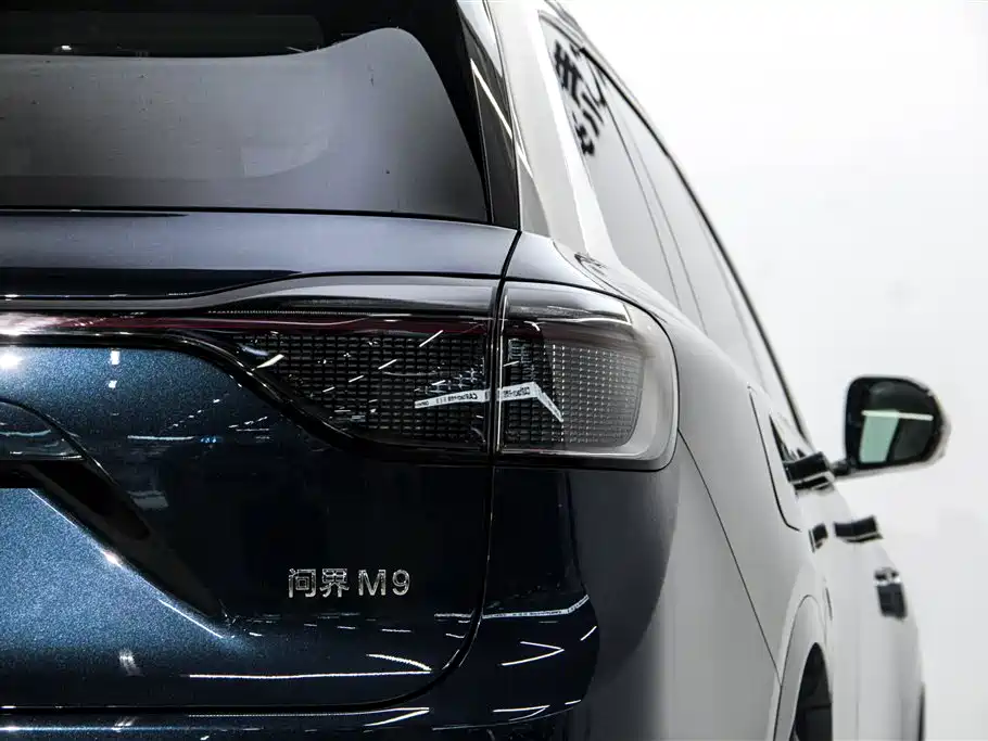 Aito M9 2025 Ultra 52kWh 6 мест (192 )