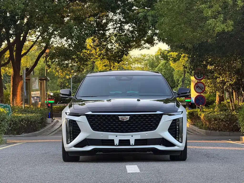 Cadillac CT6 — миниатюра 2