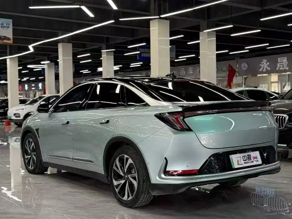 ARCFOX Alpha S — миниатюра 3