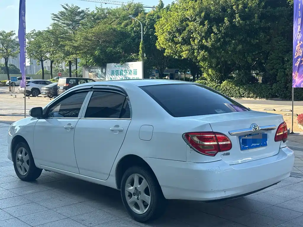 Toyota Corolla — миниатюра 6