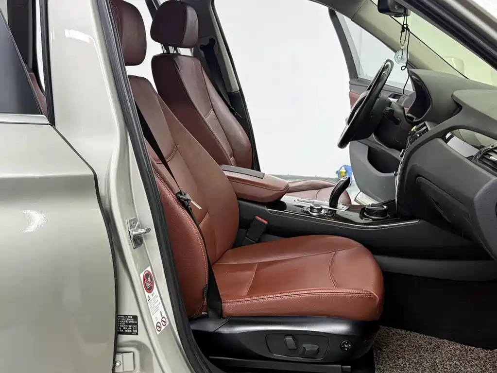 BMW X3 (Import) — миниатюра 6