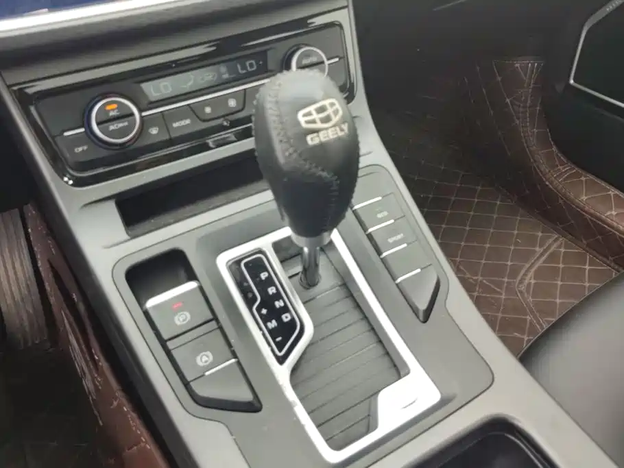 Geely Emgrand GL — миниатюра 16