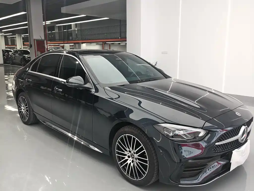 Mercedes-Benz C-Class — миниатюра 2