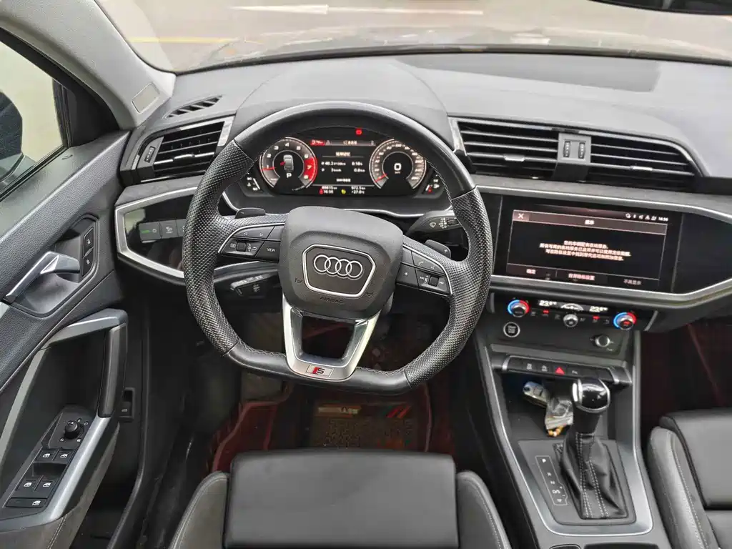 Audi Q3 Sportback — миниатюра 7