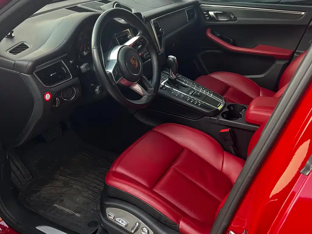 Porsche Macan — миниатюра 2