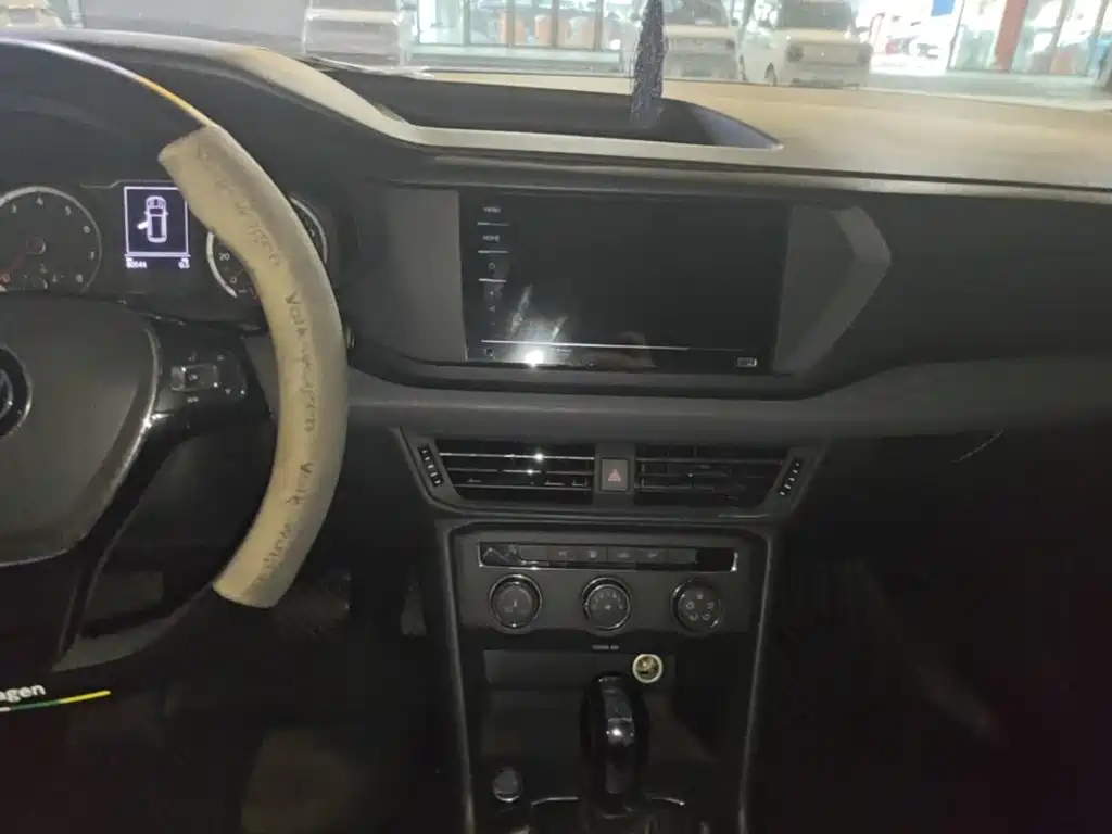 Volkswagen Tharu — миниатюра 13