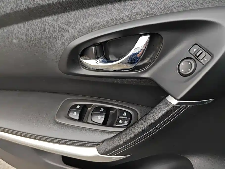 Renault Kadjar — миниатюра 7