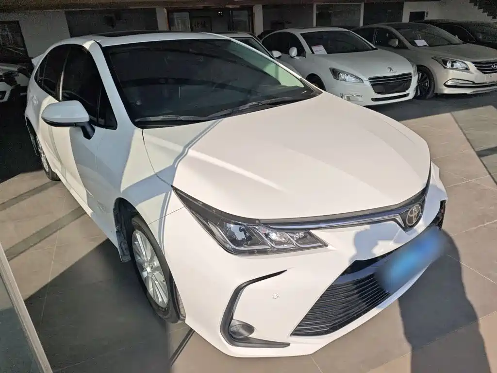 Toyota Corolla — миниатюра 4